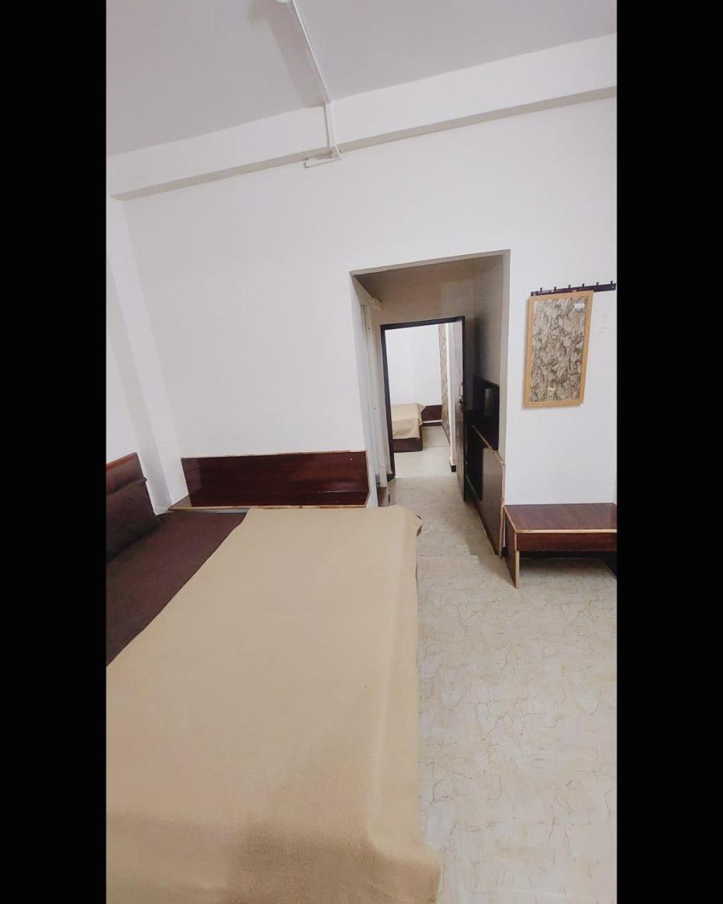 Hotel Prakash Palace อุจเจน ภายนอก รูปภาพ